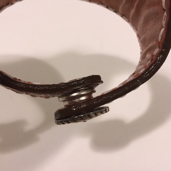 Boho Western Floral Tooled Leather Cuff Bracelet - Picture 12 of 14